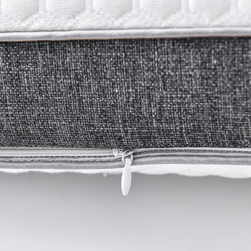 memory-foam-pillow-zipper-detail