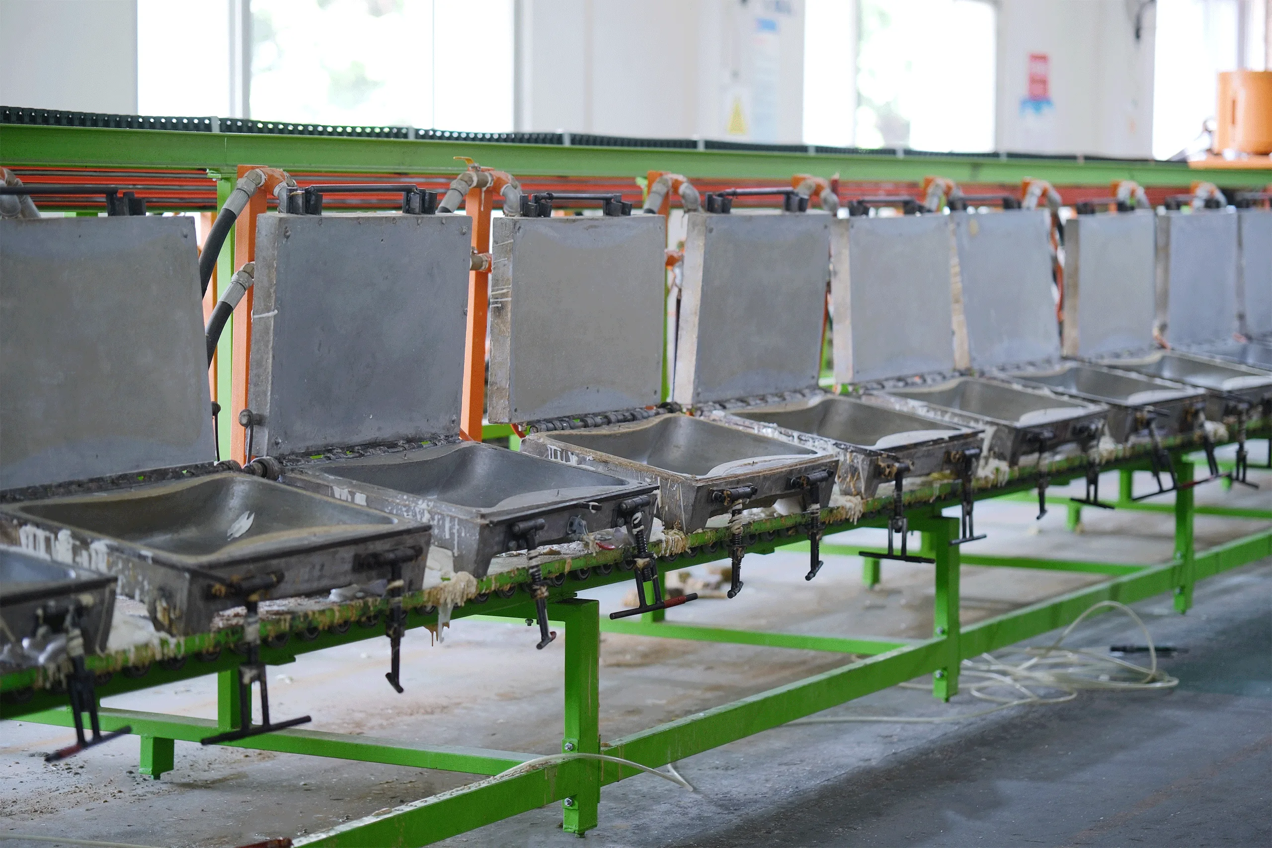 The molds used for producing molded pillows