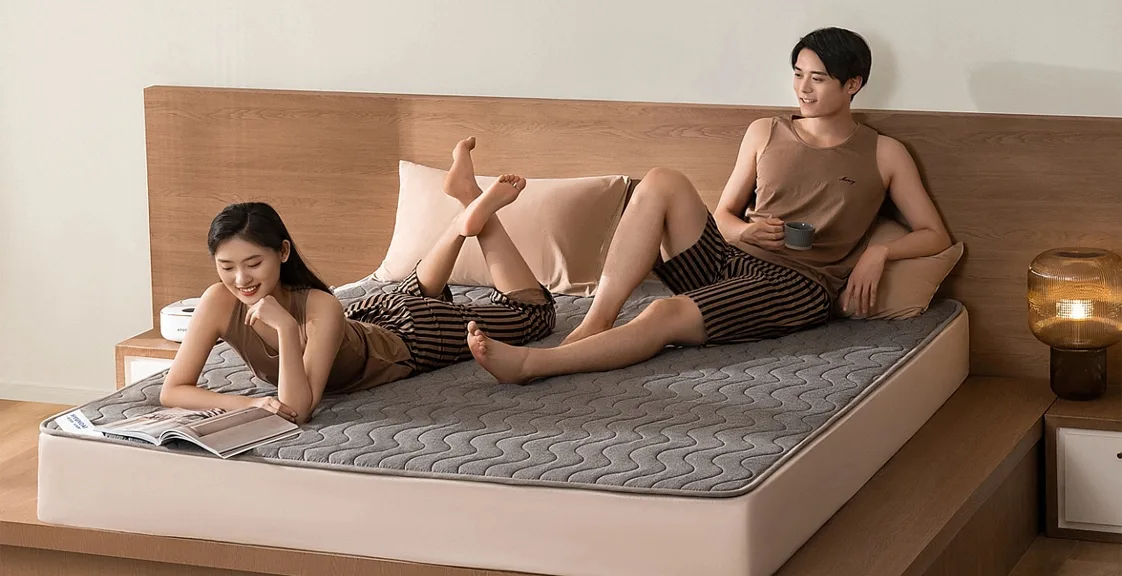 queen size mattress in bedroom