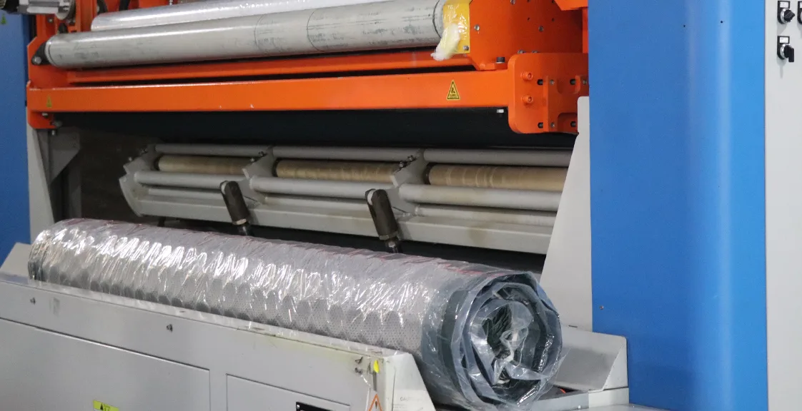 Compressed mattress bed in a box shipping solution
